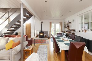 Dining Area_TOS- click for photo gallery